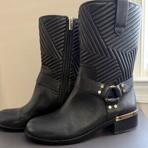 Vince Camuto VC-Waldan Size 9M Boots